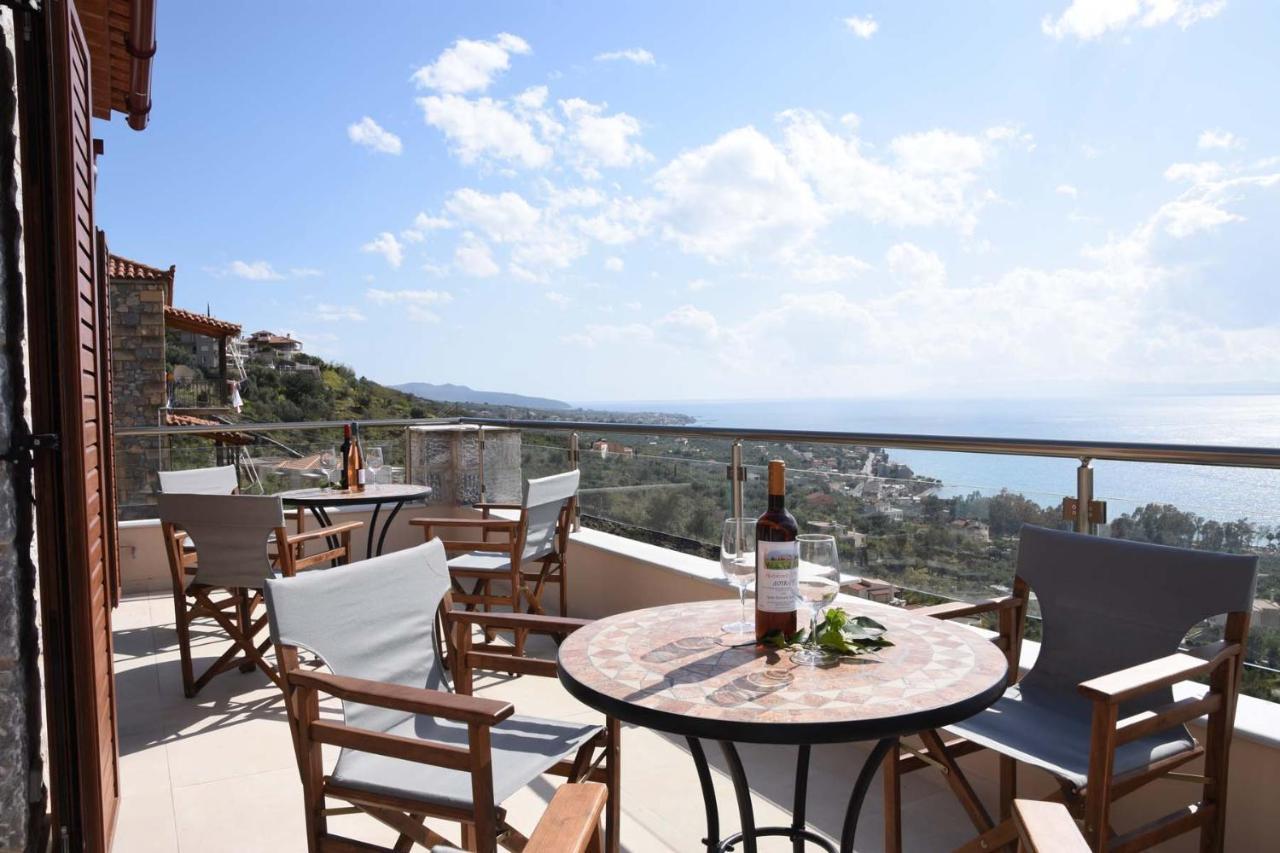 Villa Dafni - Infinite Sea Vistas With Private Pool Kalamata Exterior photo