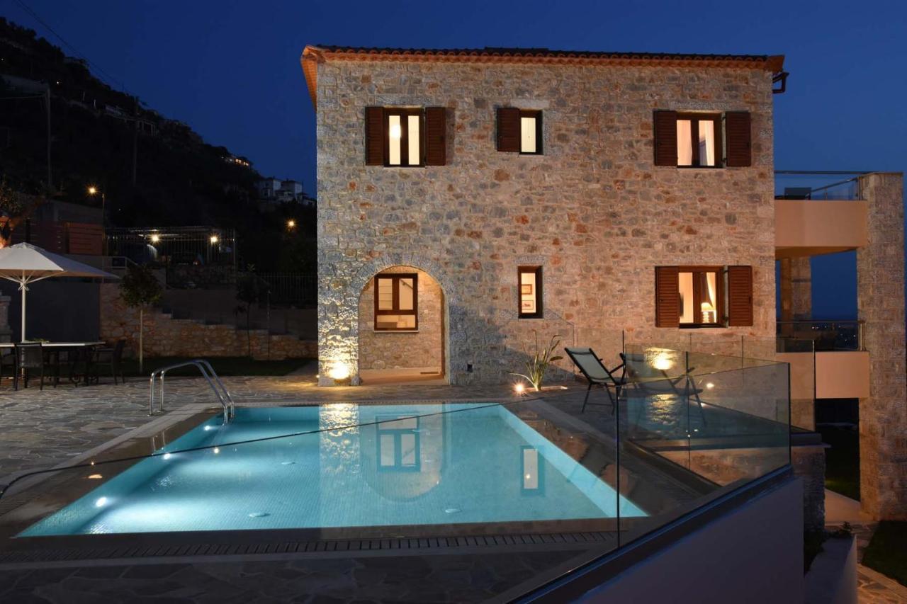 Villa Dafni - Infinite Sea Vistas With Private Pool Kalamata Exterior photo