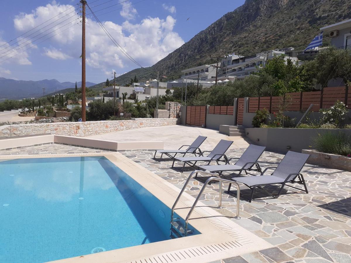 Villa Dafni - Infinite Sea Vistas With Private Pool Kalamata Exterior photo