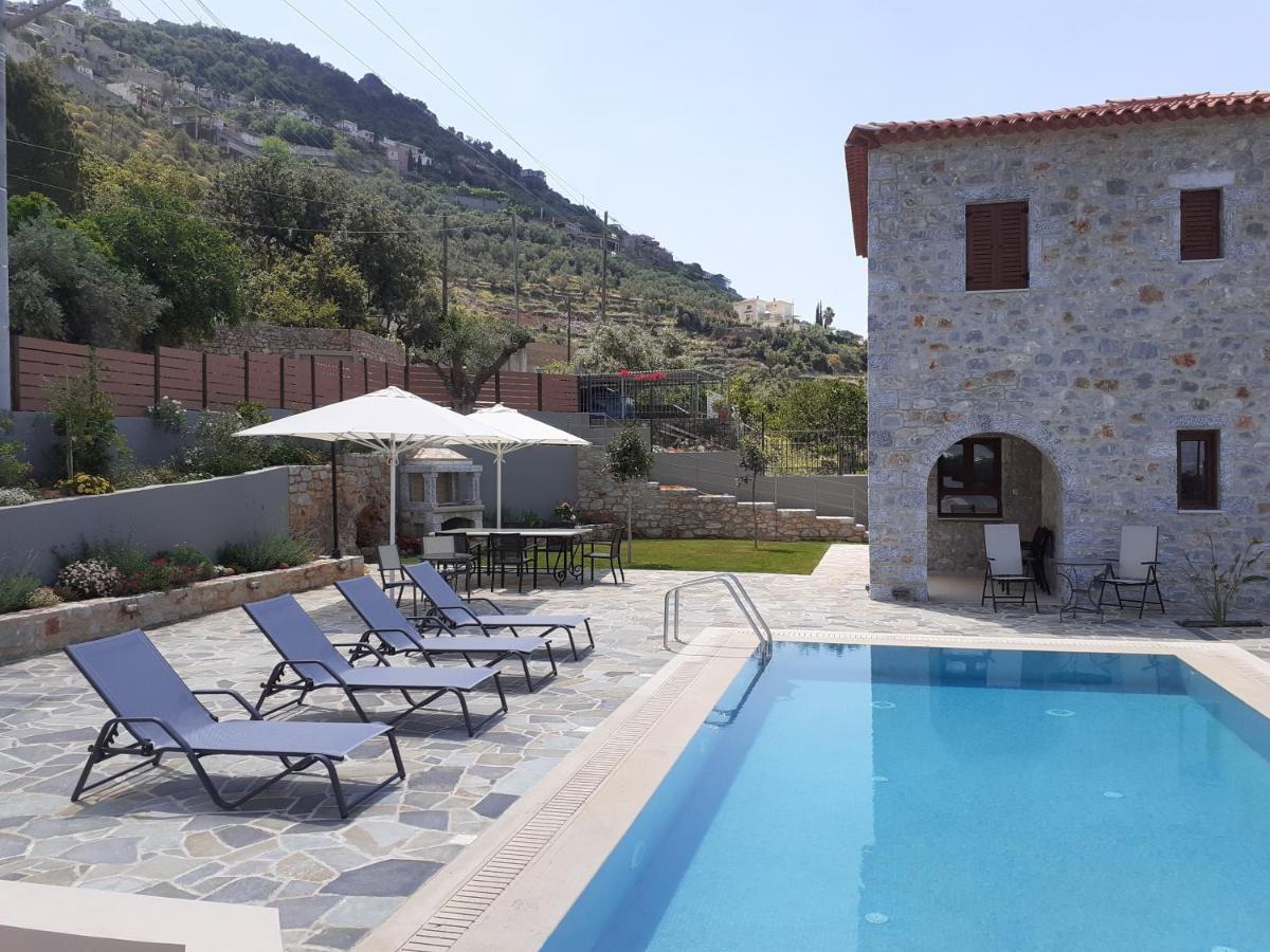 Villa Dafni - Infinite Sea Vistas With Private Pool Kalamata Exterior photo