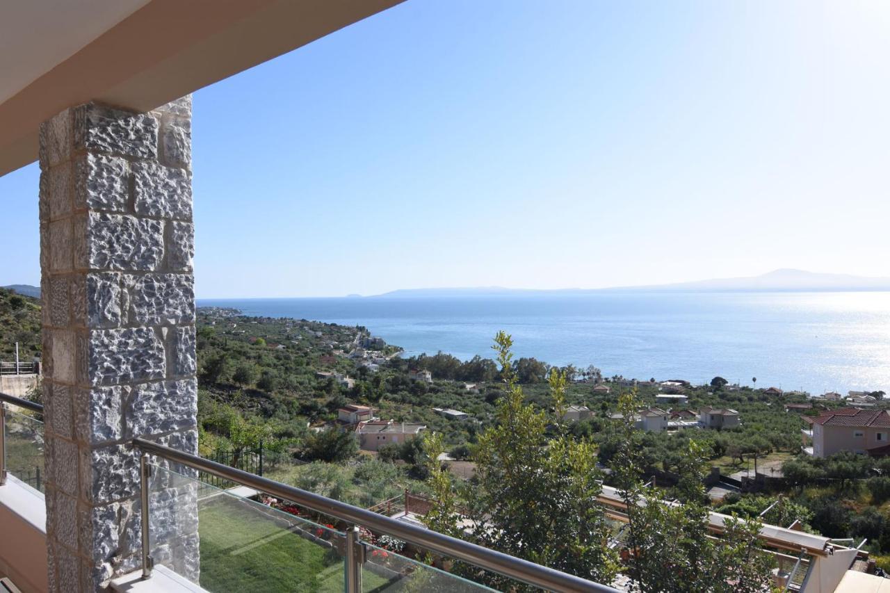 Villa Dafni - Infinite Sea Vistas With Private Pool Kalamata Exterior photo